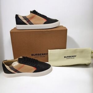 NIB Burberry New Salmond Women's Sneakers # 94703913-- Size 7.5